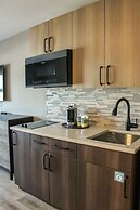 Prestige Hudson Bay Lodge & Conference Centre, WorldHotels Crafted Col