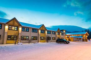 Prestige Hudson Bay Lodge & Conference Centre, WorldHotels Crafted Col