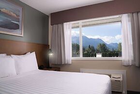 Prestige Hudson Bay Lodge & Conference Centre, WorldHotels Crafted Col