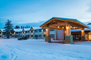 Prestige Hudson Bay Lodge & Conference Centre, WorldHotels Crafted Col