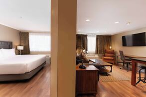 Prestige Hudson Bay Lodge & Conference Centre, WorldHotels Crafted Col