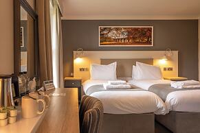 The George Hotel