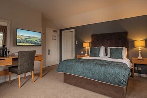 The George Hotel
