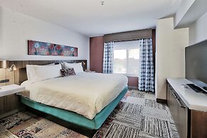 Hilton Garden Inn Albuquerque / Journal Center