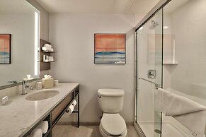 Hilton Garden Inn Albuquerque / Journal Center