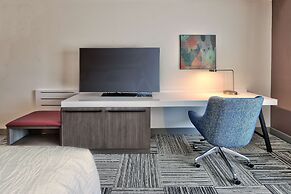 Hilton Garden Inn Albuquerque / Journal Center