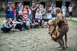 Hotel Selkirk at Fort Edmonton Park