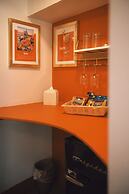 Peninsula Bed & Cocktails