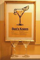 Peninsula Bed & Cocktails