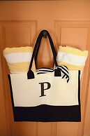 Peninsula Bed & Cocktails