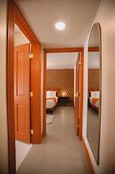 Peninsula Bed & Cocktails