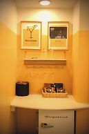 Peninsula Bed & Cocktails