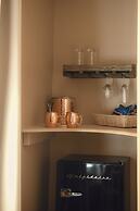 Peninsula Bed & Cocktails