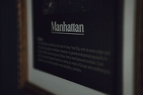 Peninsula Bed & Cocktails