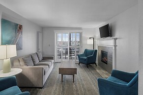 Club Wyndham Newport Onshore