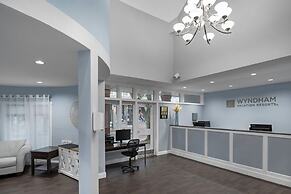 Club Wyndham Newport Onshore