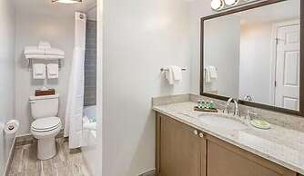 Club Wyndham Newport Onshore