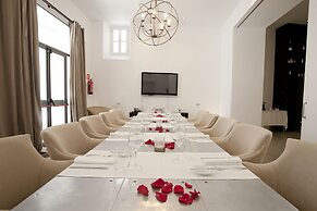 Puro Oasis Urban Hotel