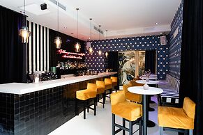 Puro Oasis Urban Hotel