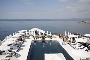 Puro Oasis Urban Hotel