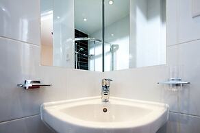 Marble Arch Inn Hotel