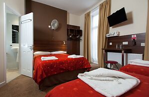 Marble Arch Inn Hotel