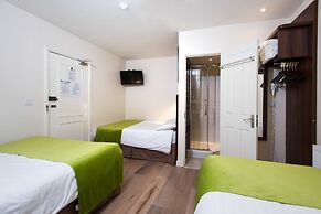 Marble Arch Inn Hotel