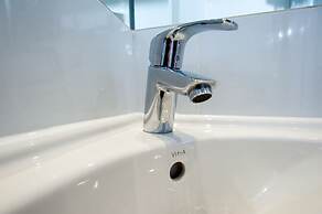 Marble Arch Inn Hotel