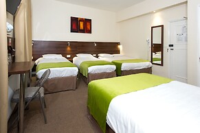 Marble Arch Inn Hotel