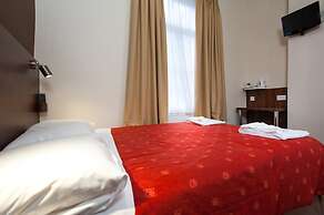 Marble Arch Inn Hotel