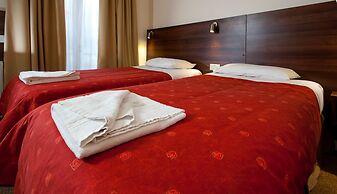 Marble Arch Inn Hotel