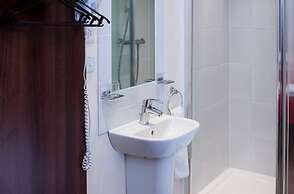 Marble Arch Inn Hotel