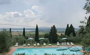 Antico Casale di Montegualandro & Spa