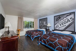 Super 8 by Wyndham Las Vegas North Strip/Fremont St. Area