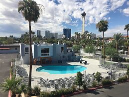 Super 8 by Wyndham Las Vegas North Strip/Fremont St. Area