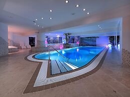 Luna Wellness Hotel