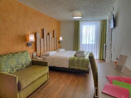 Luna Wellness Hotel