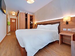 Luna Wellness Hotel