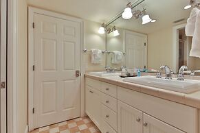 Tortuga Inn Beach Resort