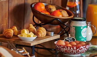 The Central Private Hotel by Naumi Hotels