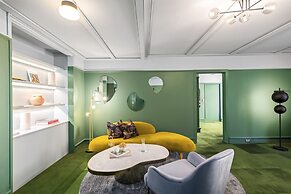 The Central Private Hotel by Naumi Hotels