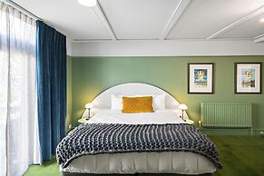 The Central Private Hotel by Naumi Hotels