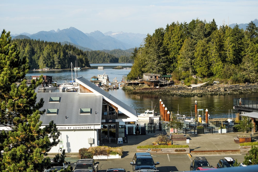Tofino Resort & Marina