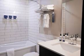 Tofino Resort & Marina