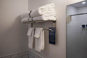 Tofino Resort & Marina