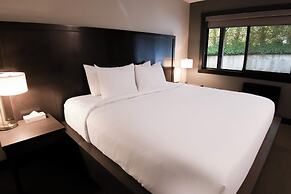 Tofino Resort & Marina