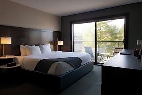 Tofino Resort & Marina