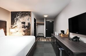 Tofino Resort & Marina