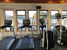Tofino Resort & Marina