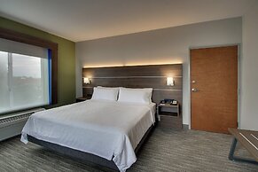 Holiday Inn Express & Suites Carson City by IHG